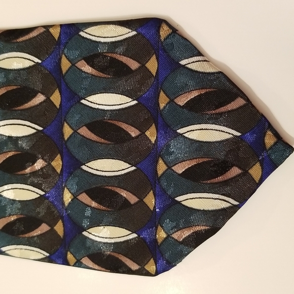 Three Brand New Men Ties - Picture 9 of 13